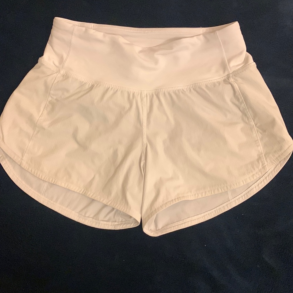 White lululemon shorts